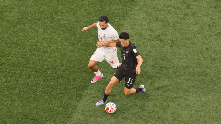 التعادل يخيم على مباراة منتخب إيران ومنتخب نيوزيلندا