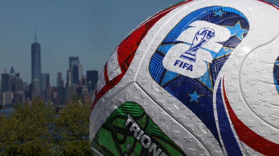 الفيفا يناقش سبل مكافحة خطاب الكراهية في كرة القدم على هامش كأس العالم 2026