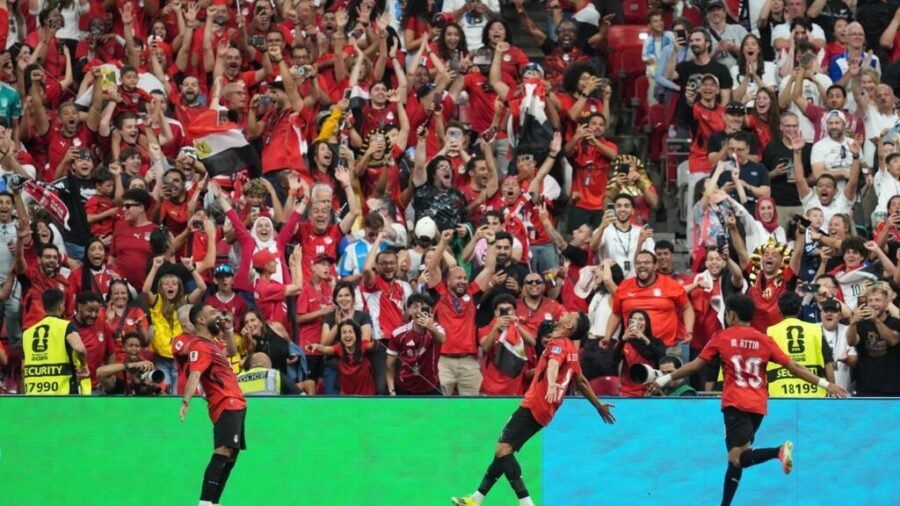 مصر تحقق أول فوز في تاريخها بكأس العالم أمام نيوزيلندا 3-1 وتفتح باب التأهل على مصراعيه